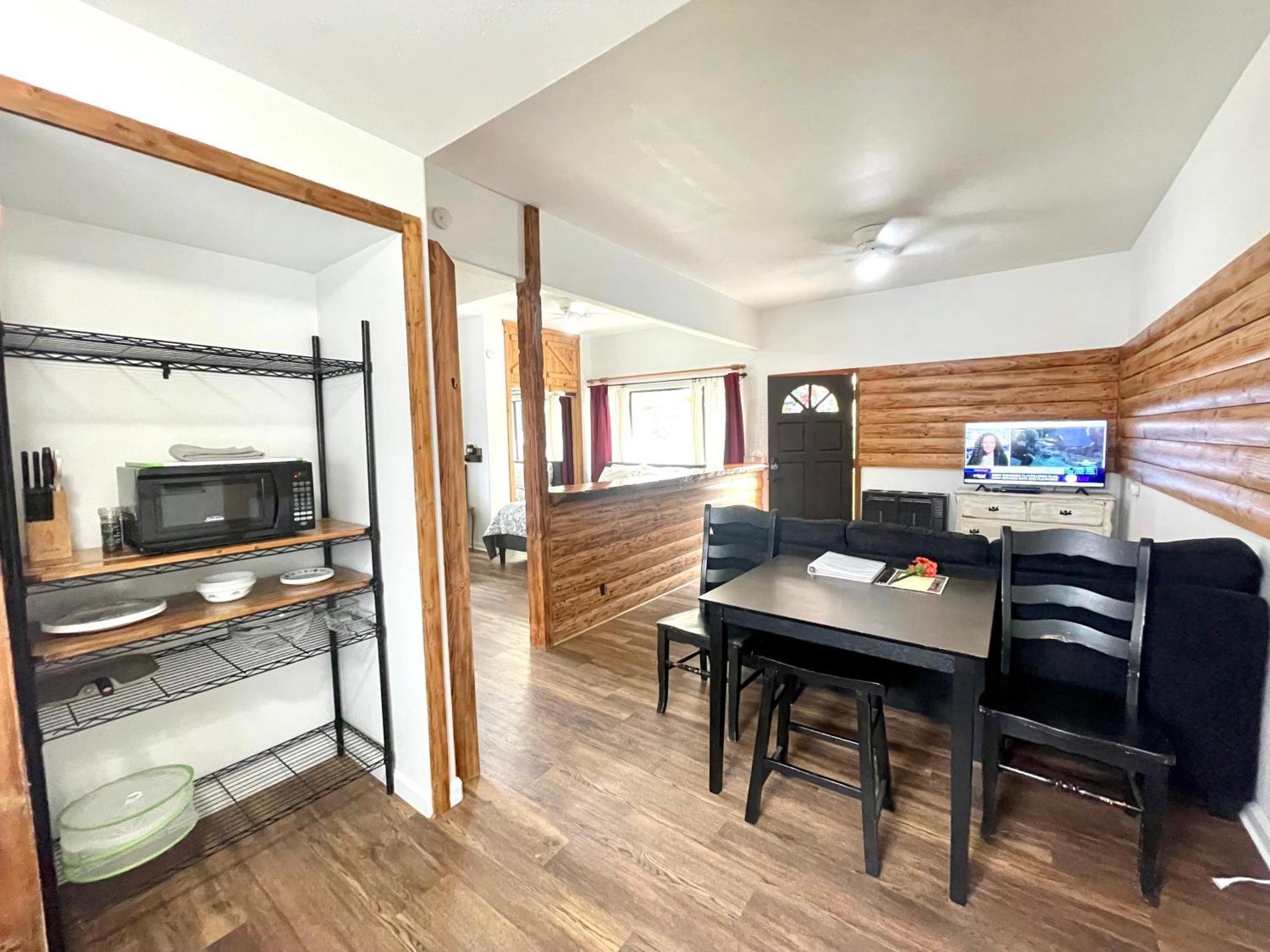 אהוואני Sierra Mountain Lodge - Vacation Rentals - Yosemite מראה חיצוני תמונה