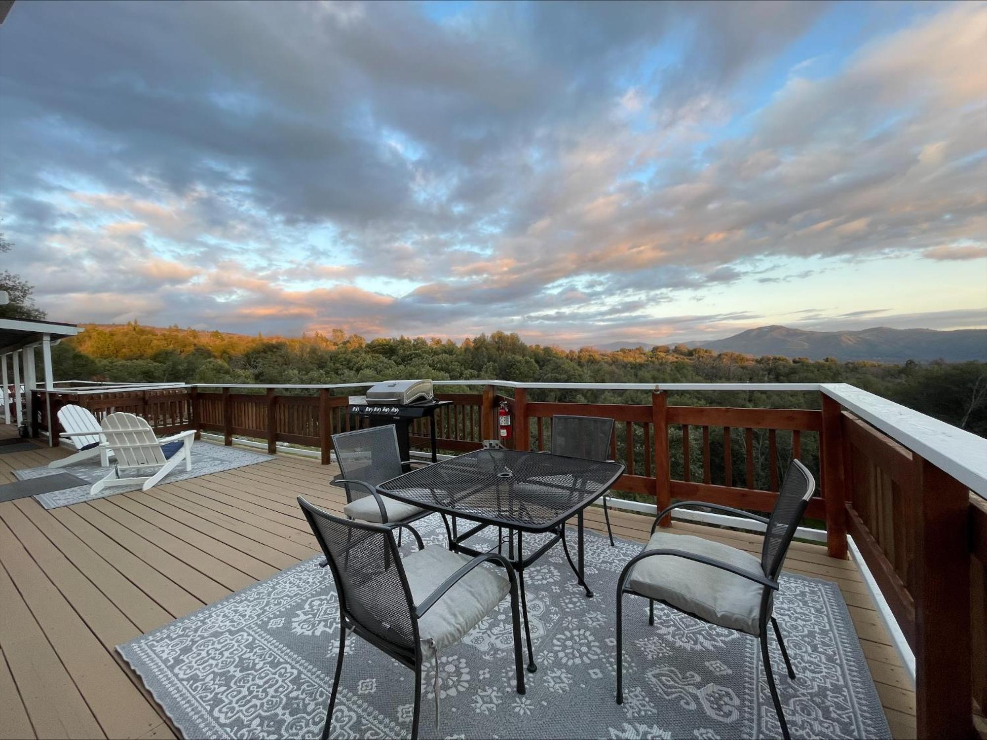 אהוואני Sierra Mountain Lodge - Vacation Rentals - Yosemite מראה חיצוני תמונה