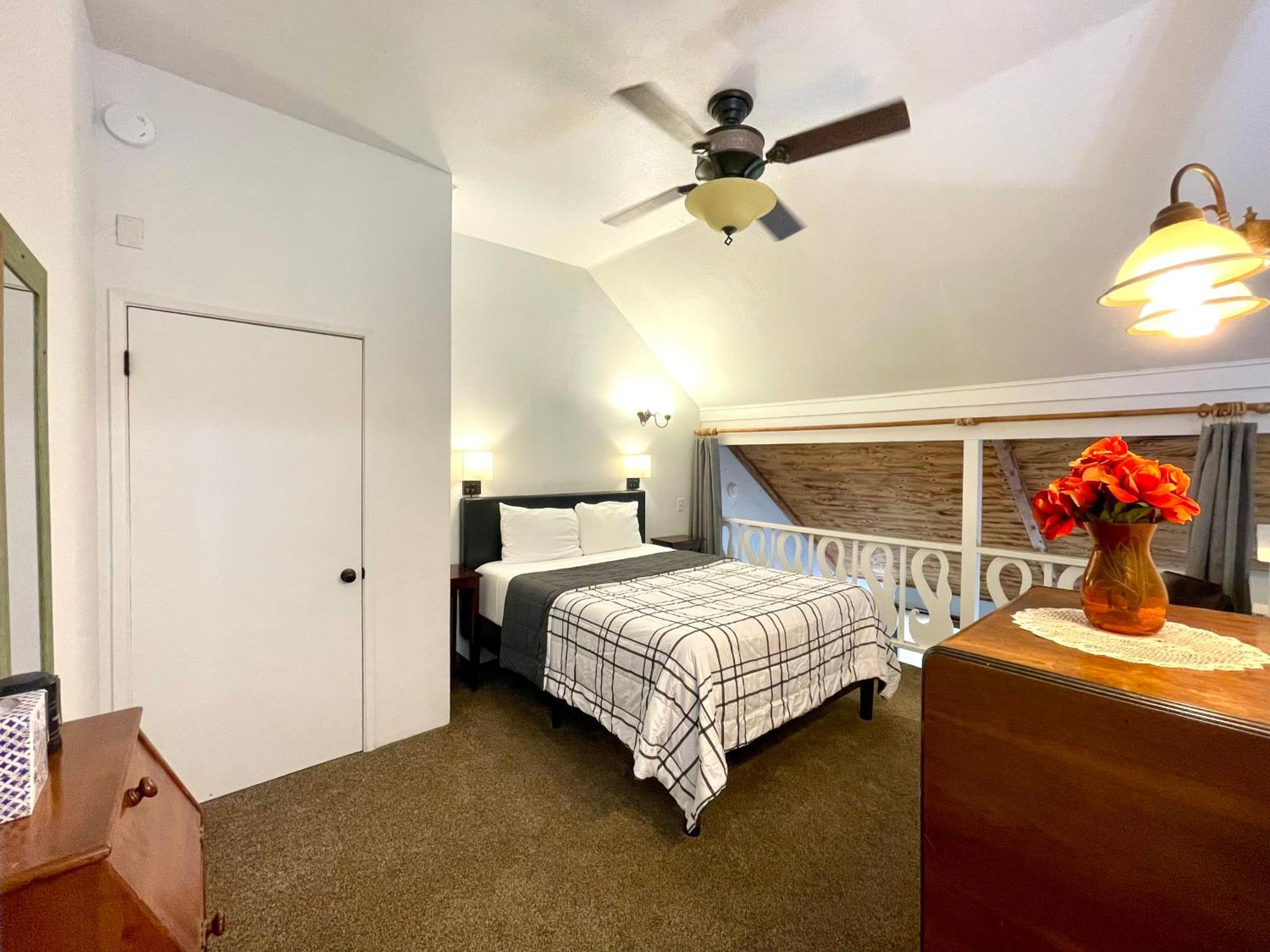אהוואני Sierra Mountain Lodge - Vacation Rentals - Yosemite מראה חיצוני תמונה